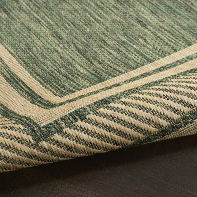 4' X 6' Green Geometric Indoor Outdoor Area Rug
