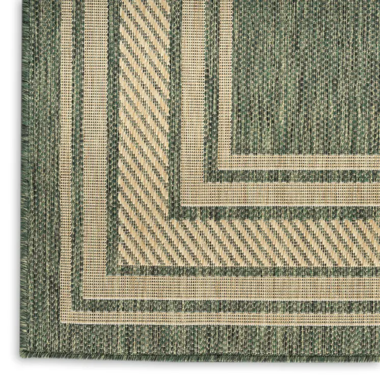 4' X 6' Green Geometric Indoor Outdoor Area Rug