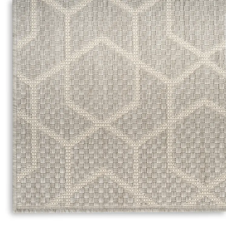 4' X 6' Gray And Beige Geometric Indoor Outdoor Area Rug