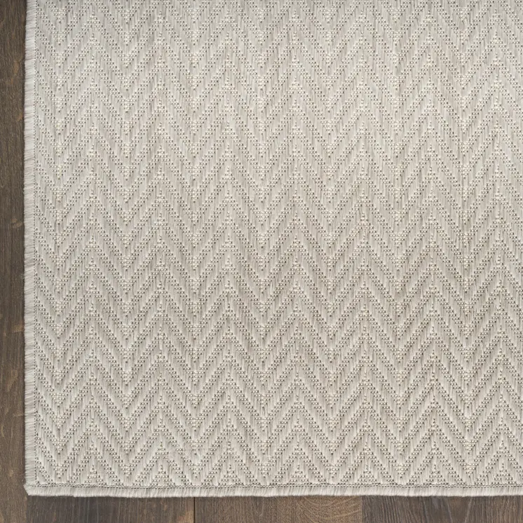 4' X 6' Gray Geometric Indoor Outdoor Area Rug