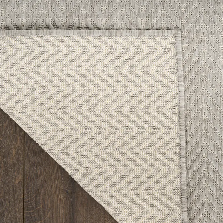 4' X 6' Gray Geometric Indoor Outdoor Area Rug