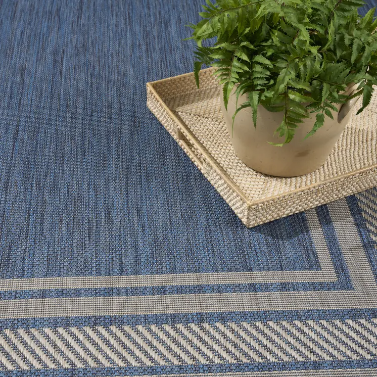 5' X 7' Denim Blue And Ivory Geometric Indoor Outdoor Area Rug
