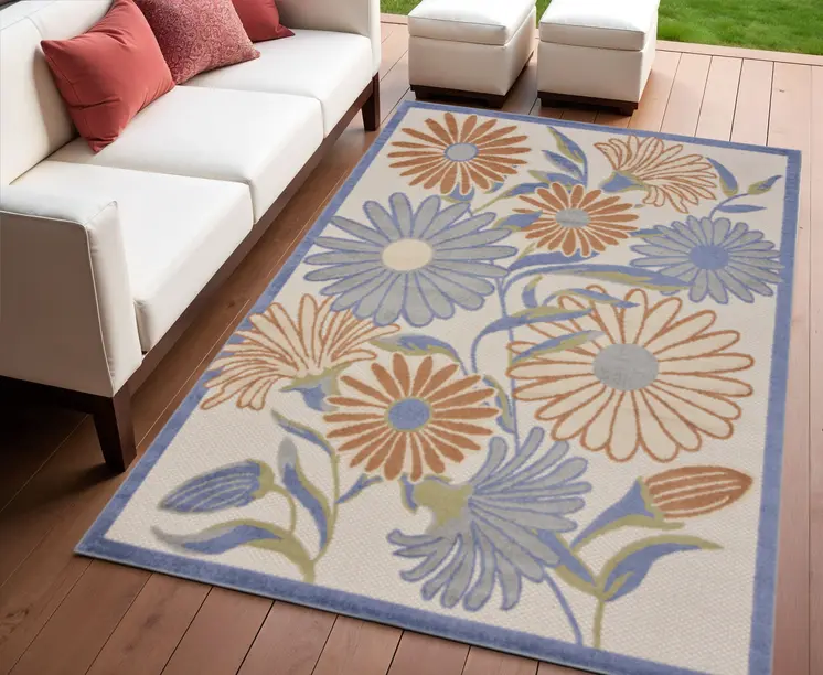 4' X 6' Beige Floral Indoor Outdoor Area Rug