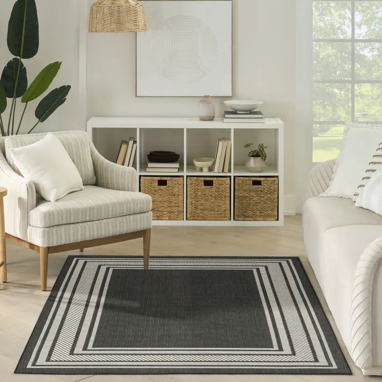 6' X 9' Black Geometric Indoor Outdoor Area Rug