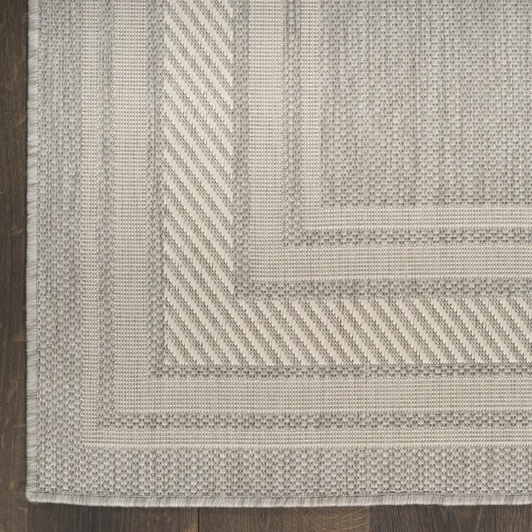 6' X 9' Gray Geometric Indoor Outdoor Area Rug