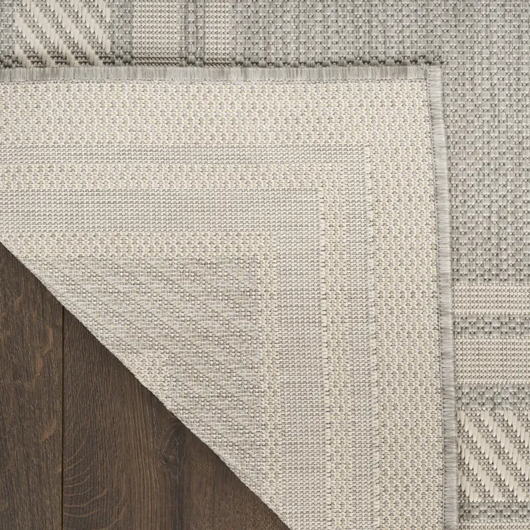6' X 9' Gray Geometric Indoor Outdoor Area Rug