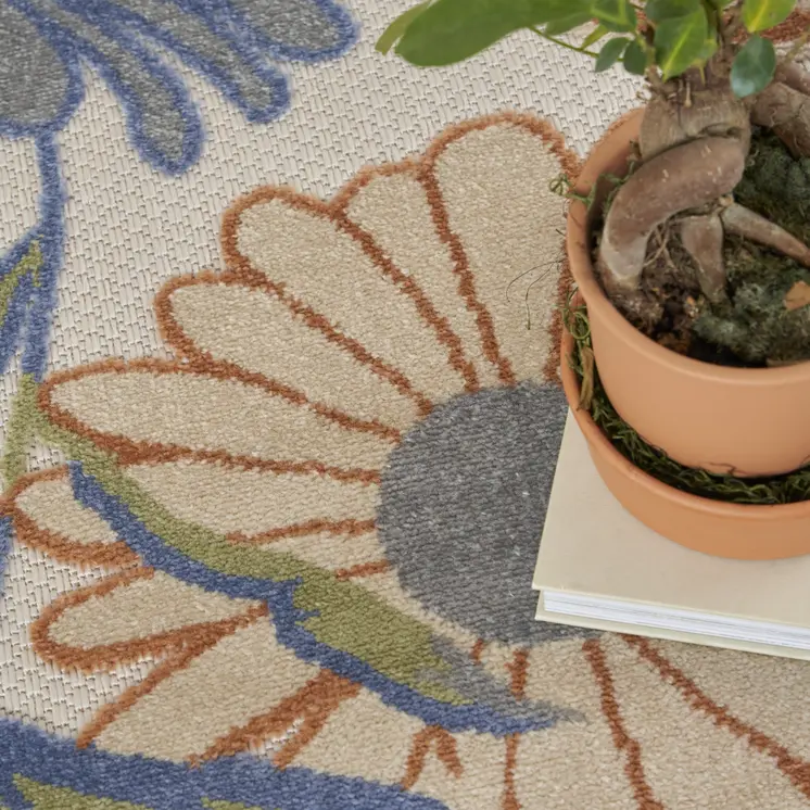 5' X 8' Beige Floral Indoor Outdoor Area Rug