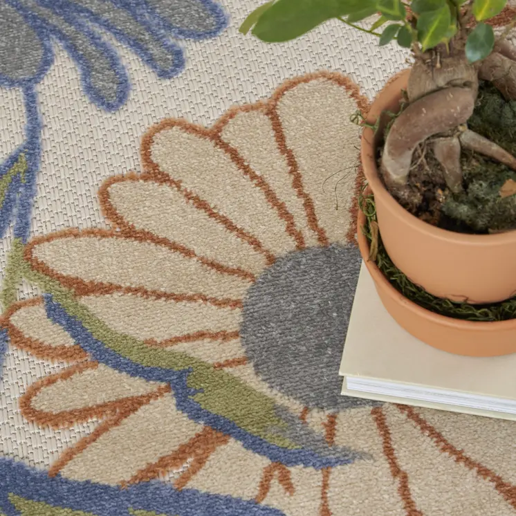 6' X 9' Beige Floral Indoor Outdoor Area Rug