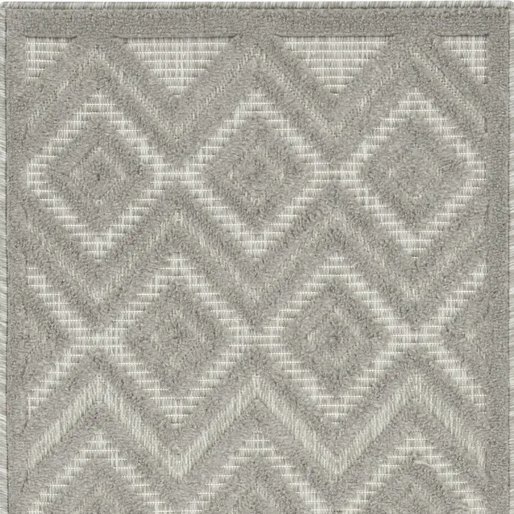 2' X 4' Silver And Gray Geometric Indoor Outdoor Area Rug