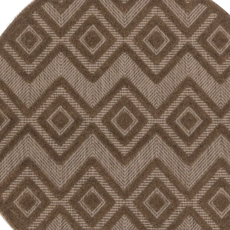 4' Dark Brown And Light Brown Round Geometric Indoor Outdoor Area Rug