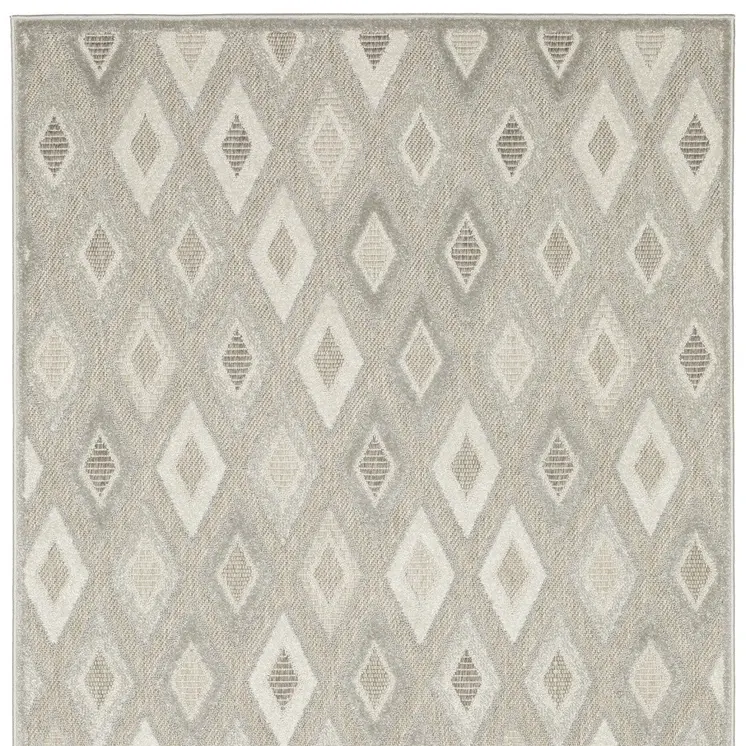 5' X 8' Beige And Gray Diamond Area Rug