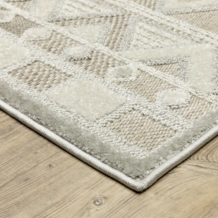 5' X 8' Beige And Gray Geometric Area Rug