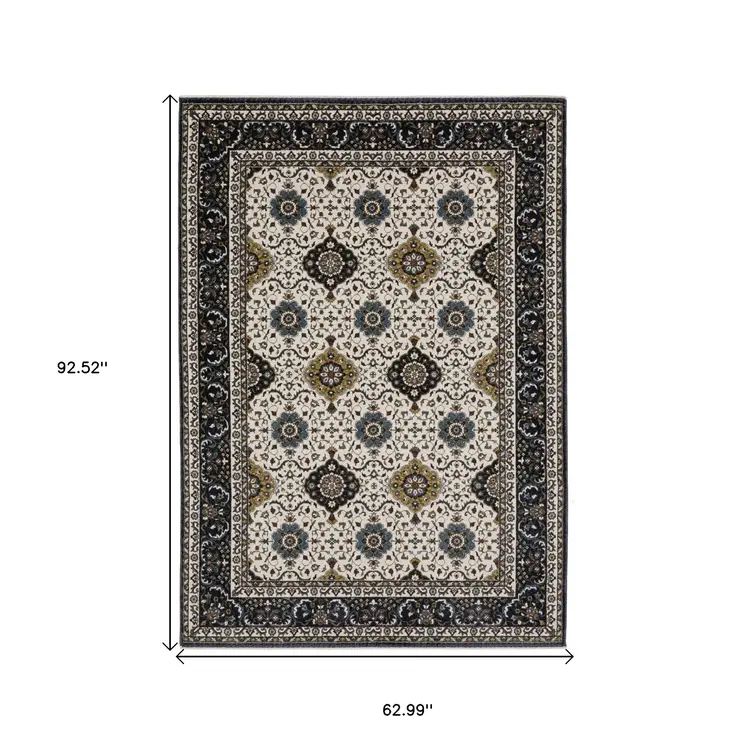 5' X 8' Ivory Medallion Area Rug With Fringe