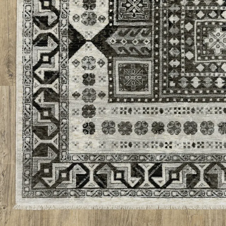 7' X 10' Ivory And Charcoal Oriental Area Rug With Fringe