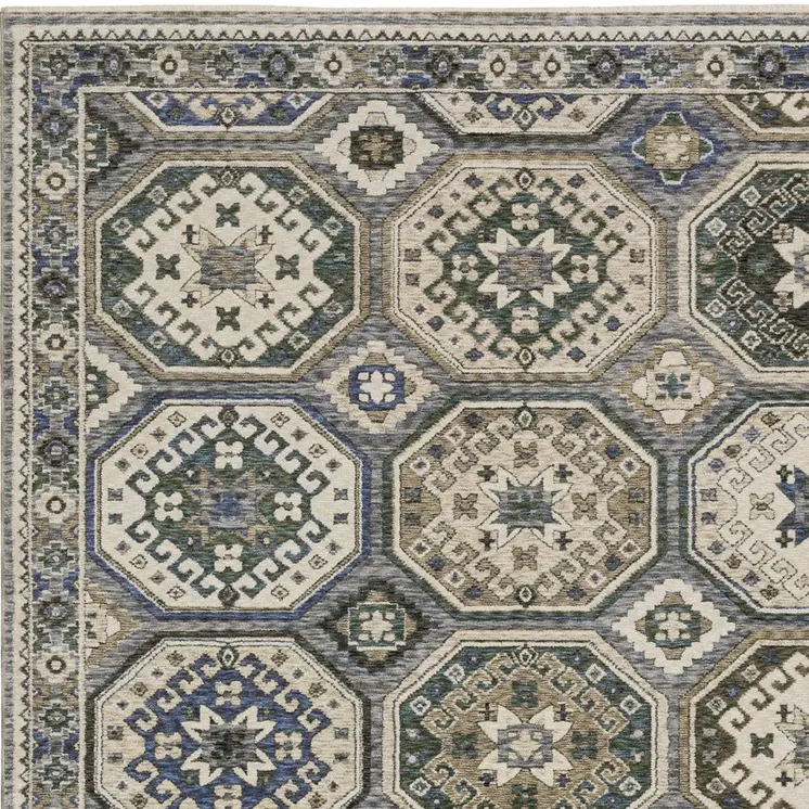 4' X 6' Ivory And Blue Medallion Area Rug With Fringe