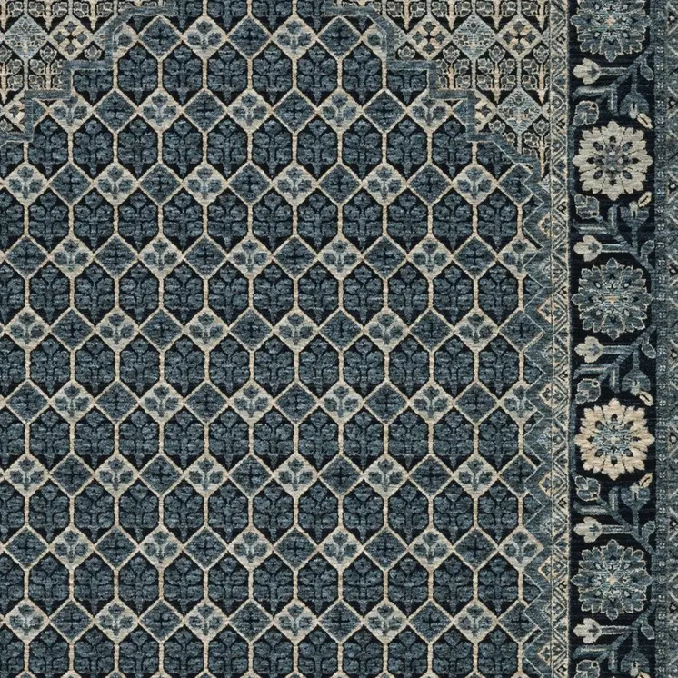 7' X 10' Ivory Oriental Area Rug With Fringe