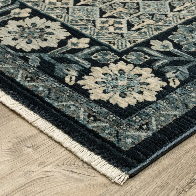 7' X 10' Ivory Oriental Area Rug With Fringe
