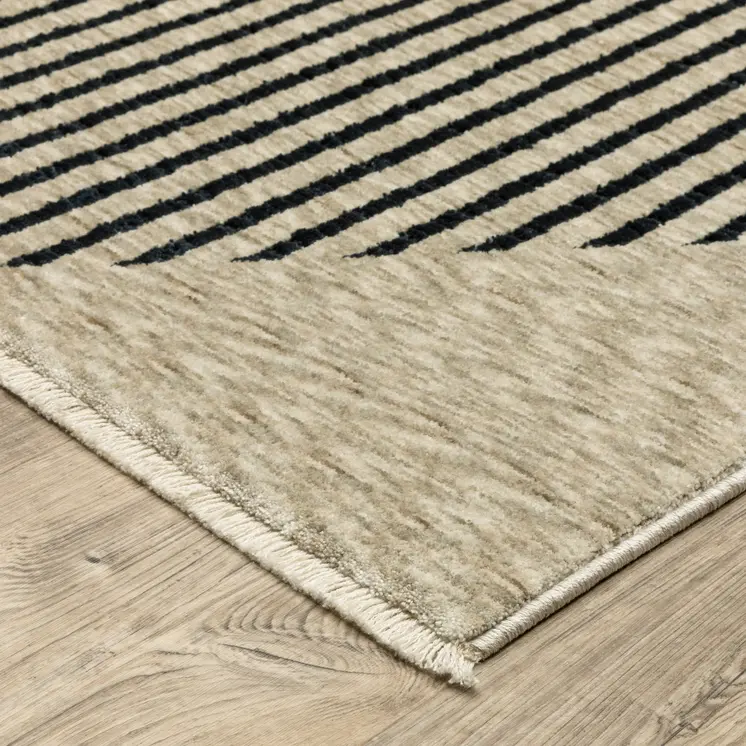 8' X 11' Beige Geometric Area Rug With Fringe