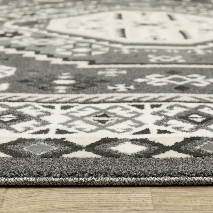 3' X 5' Gray And Ivory Medallion Area Rug