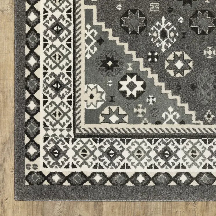 3' X 5' Gray And Ivory Medallion Area Rug