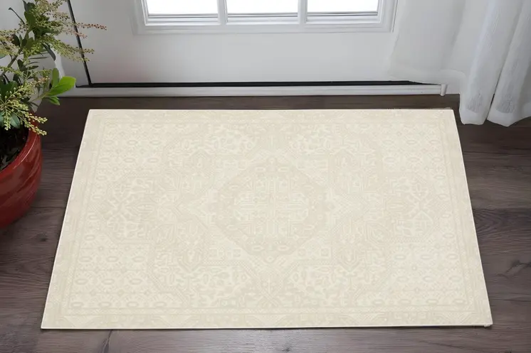 3' X 5' Ivory And Beige Medallion Area Rug