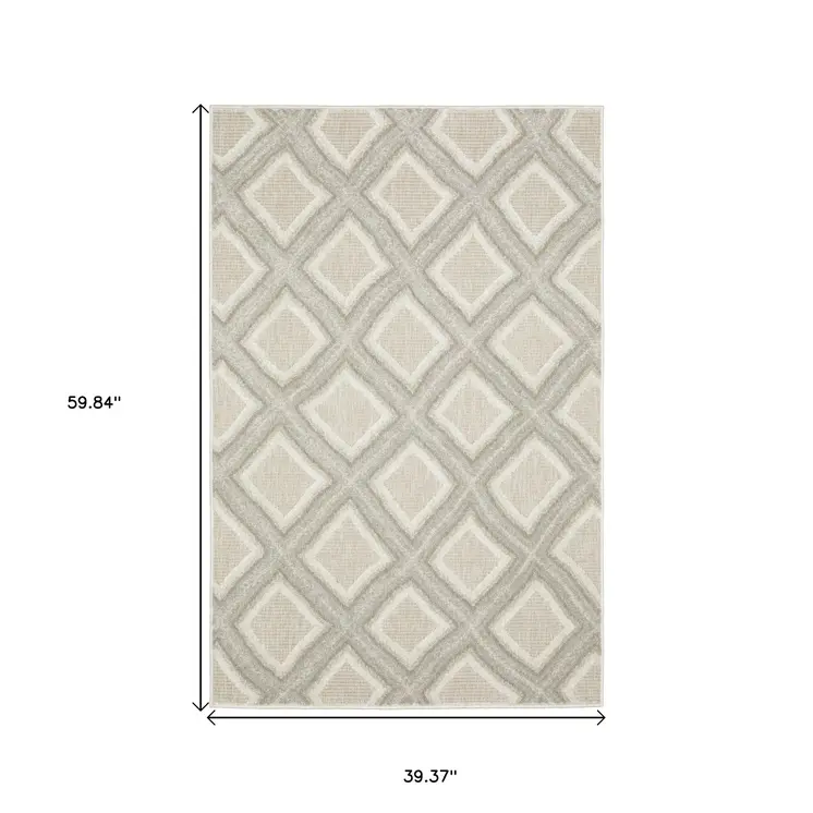 3' X 5' Gray And Beige Diamond Area Rug
