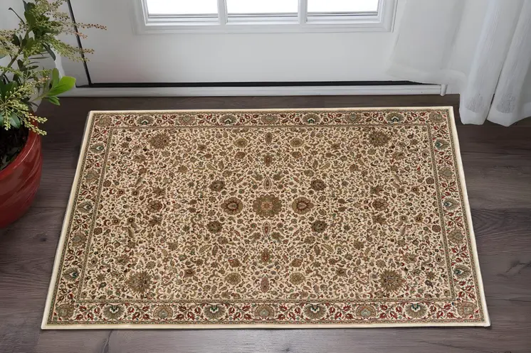 2' X 3' Ivory And Green Oriental Area Rug