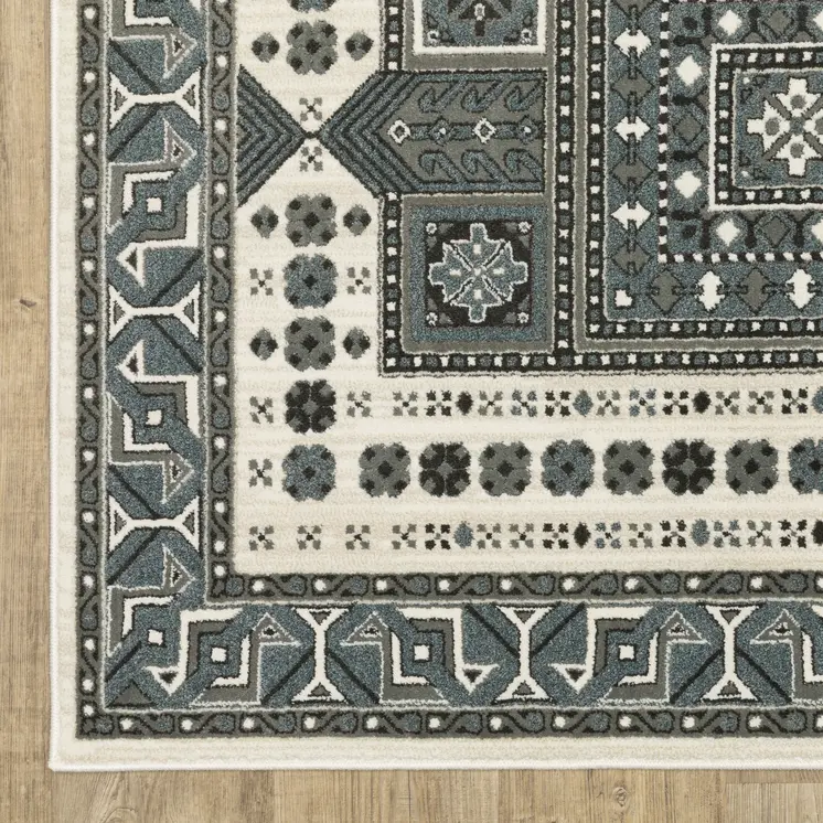 5' X 8' Gray And Blue Medallion Area Rug