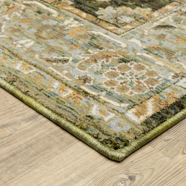 2' X 3' Green And Gold Oriental Area Rug