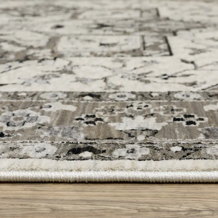 8' Ivory And Gray Medallion Runner Rug With Fringe