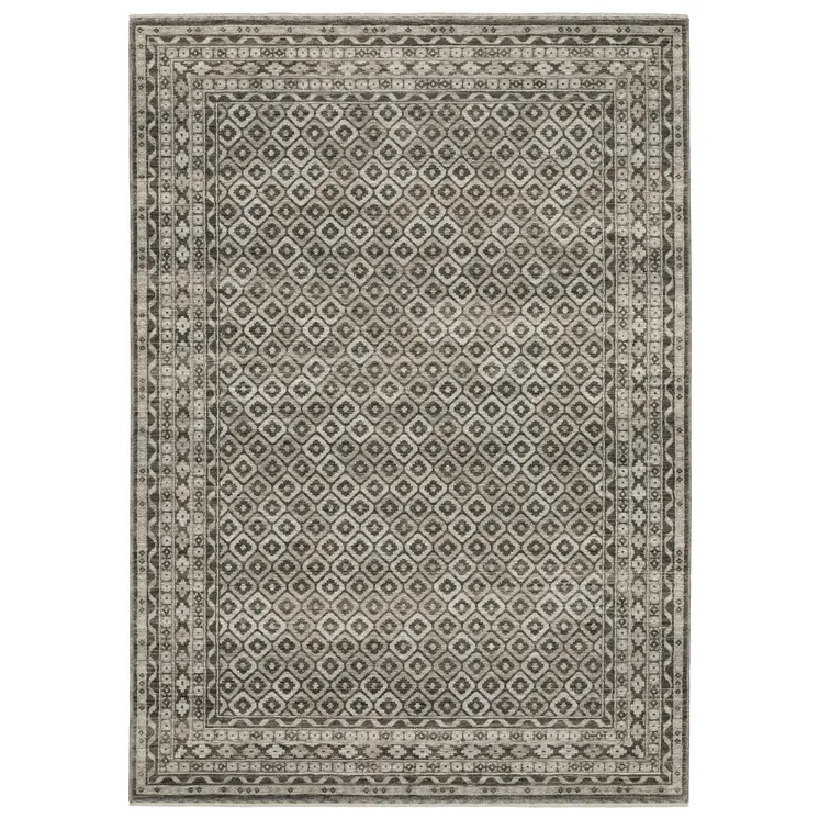 5' X 8' Gray And Beige Diamond Area Rug With Fringe