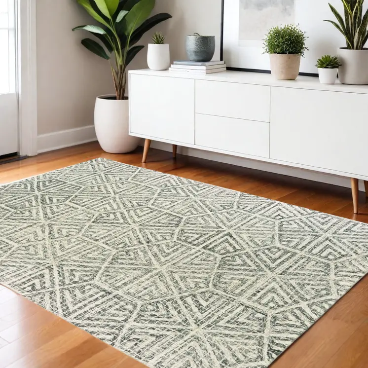 4' X 6' Gray And Ivory Wool Geometric Hand Tufted Area Rug