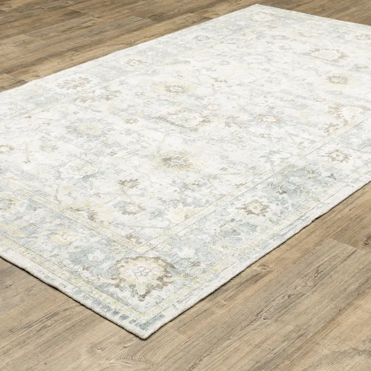 6' X 9' Ivory And Blue Oriental Hand Tufted Area Rug