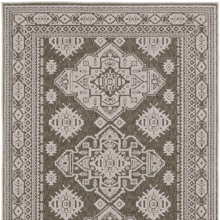 8' X 11' Gray Medallion Area Rug