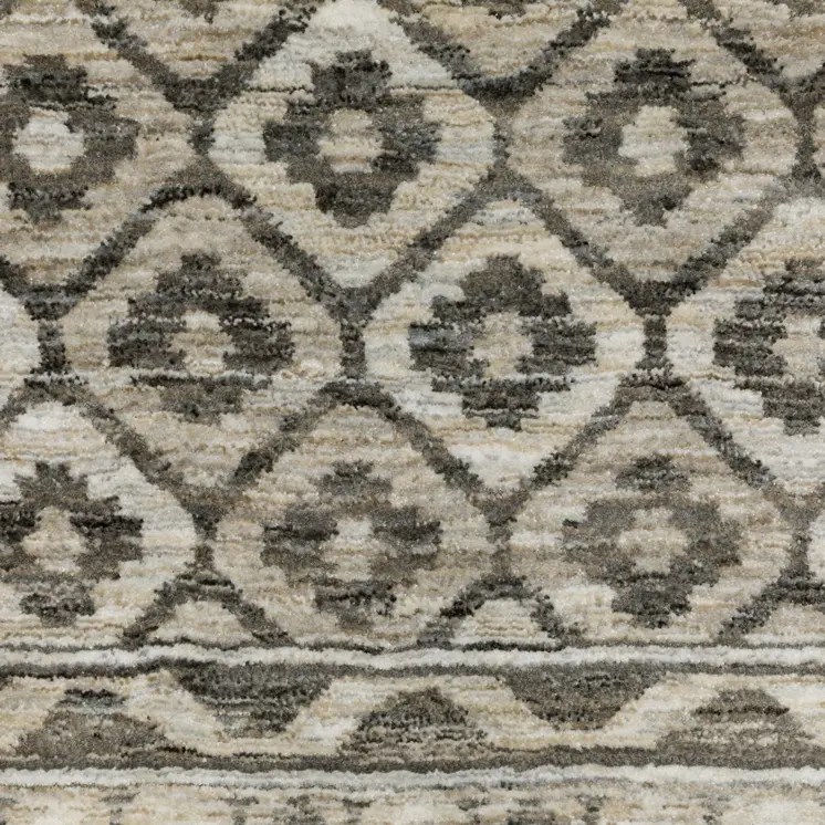 10' X 13' Gray And Beige Diamond Area Rug With Fringe