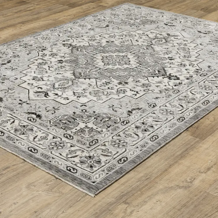 8' X 11' Gray And Ivory Medallion Area Rug With Fringe