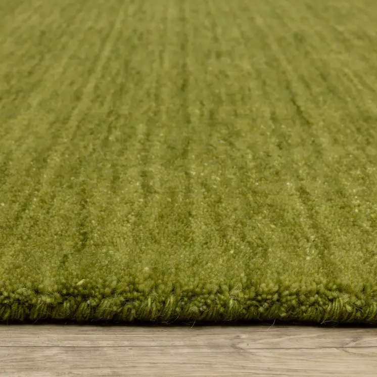 5' X 8' Green Wool Hand Tufted Area Rug