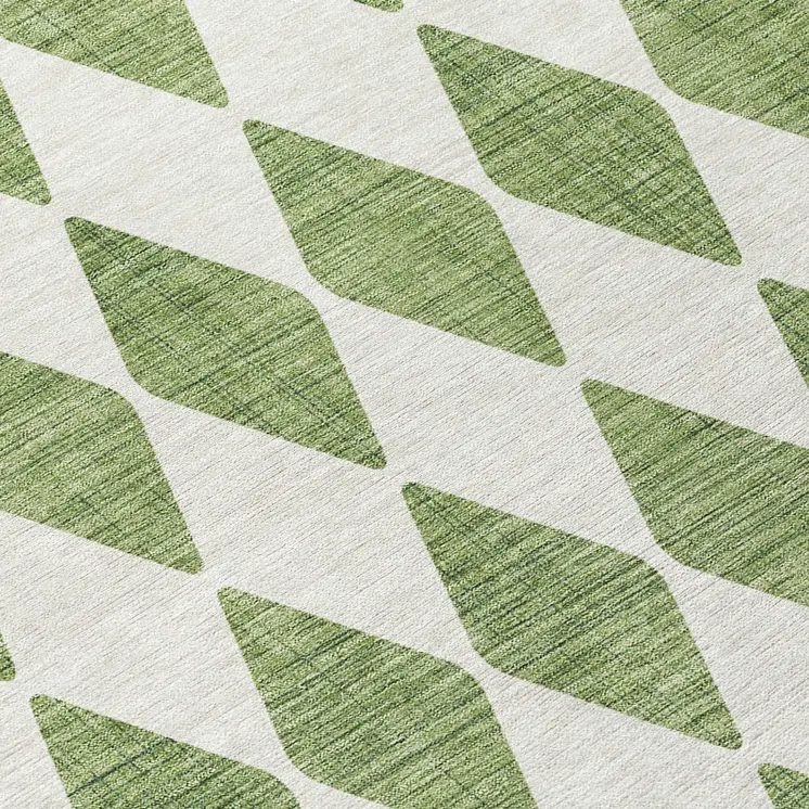 8' Green And Ivory Round Geometric Washable Indoor Outdoor Area Rug