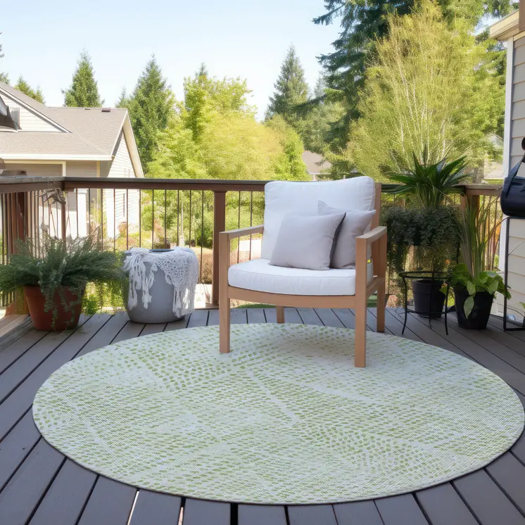 8' Artichoke Green And Ivory Round Geometric Washable Indoor Outdoor Area Rug