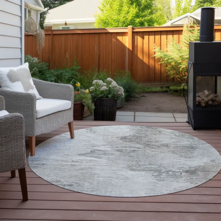 8' Silver Gray And Ivory Round Abstract Washable Indoor Outdoor Area Rug