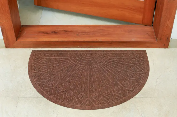 24" X 36" Brown Synthetic Fiber Abstract Outdoor Semi Circle Door Mat