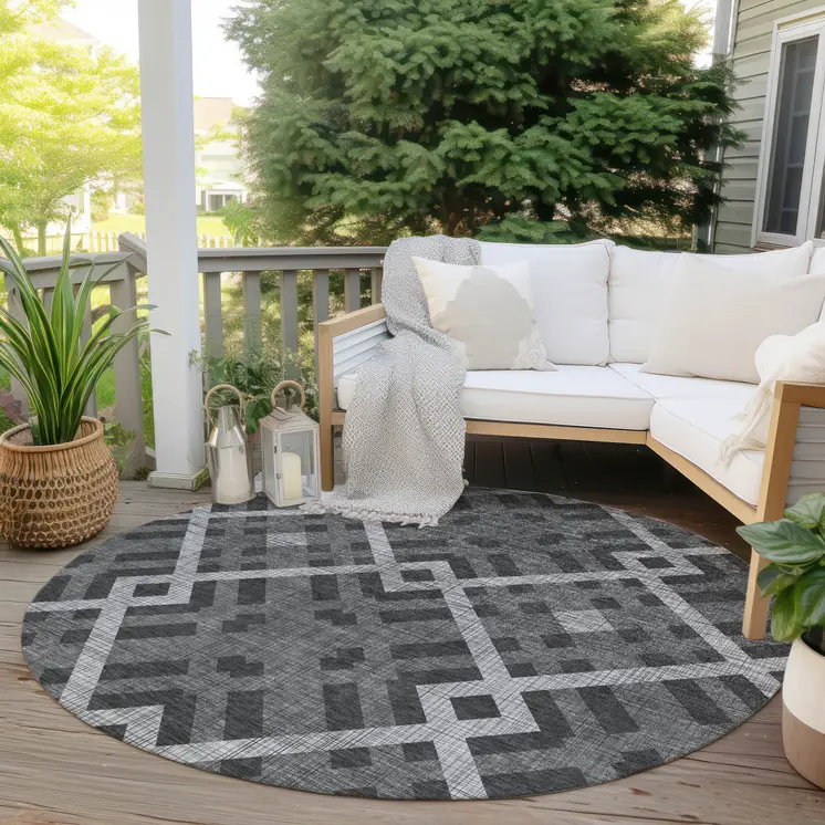 8' Charcoal Gray And Silver Round Geometric Washable Indoor Outdoor Area Rug