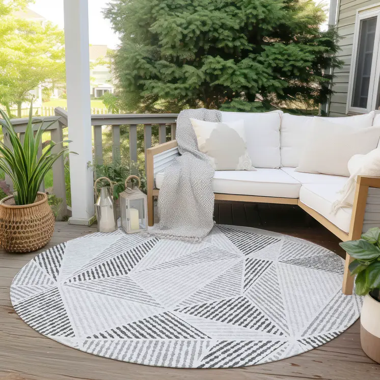 8' Gray Charcoal And Silver Round Geometric Washable Indoor Outdoor Area Rug