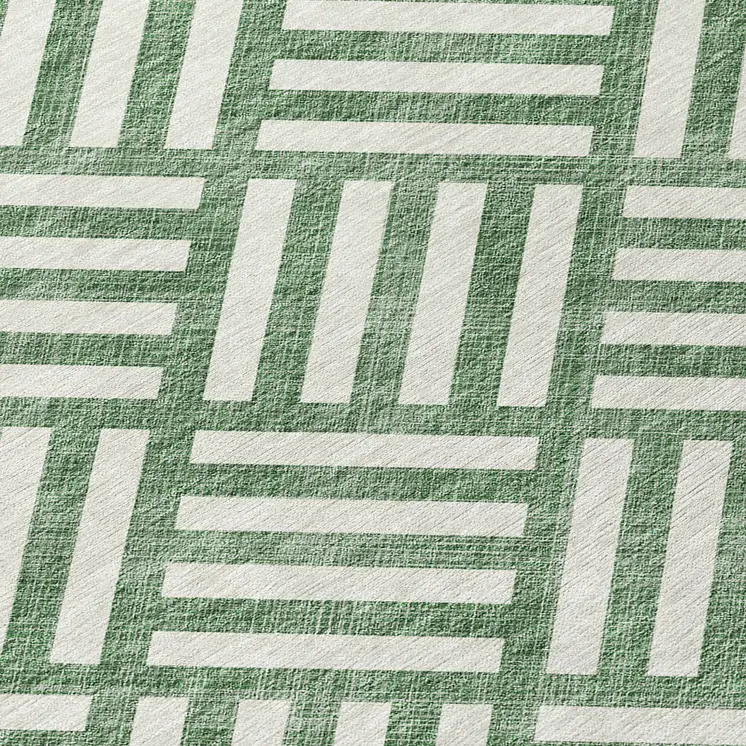 8' Green And Ivory Round Geometric Washable Indoor Outdoor Area Rug