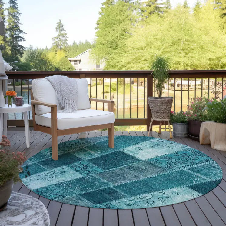 8' Teal Blue Aqua And Turquoise Round Patchwork Washable Indoor Outdoor Area Rug
