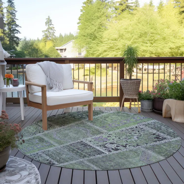 8' Green And Charcoal Round Patchwork Washable Indoor Outdoor Area Rug
