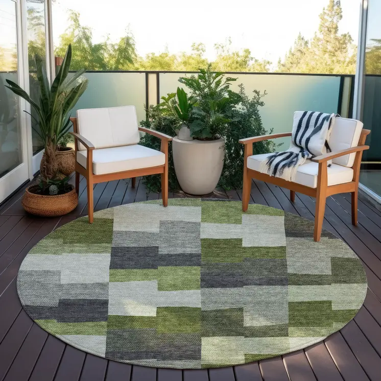 8' Olive Green And Artichoke Green Round Geometric Washable Indoor Outdoor Area Rug