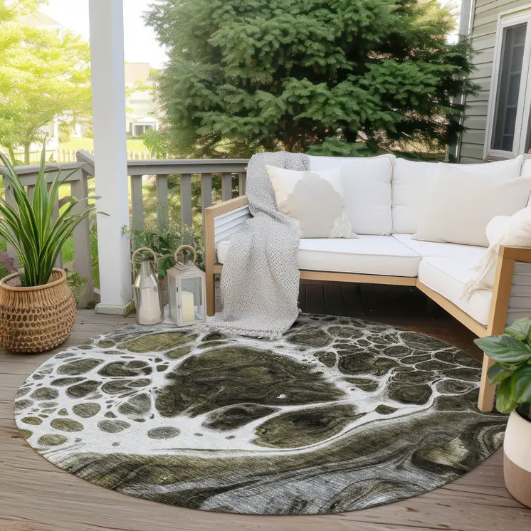 8' Chocolate Beige And Taupe Round Nautical Washable Indoor Outdoor Area Rug
