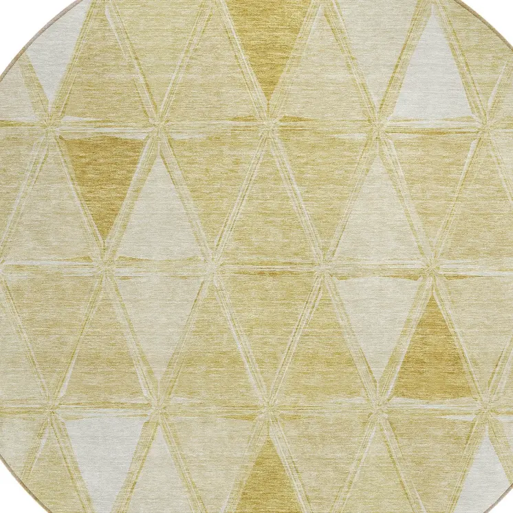 8' Gold Wheat And Ivory Round Geometric Washable Indoor Outdoor Area Rug
