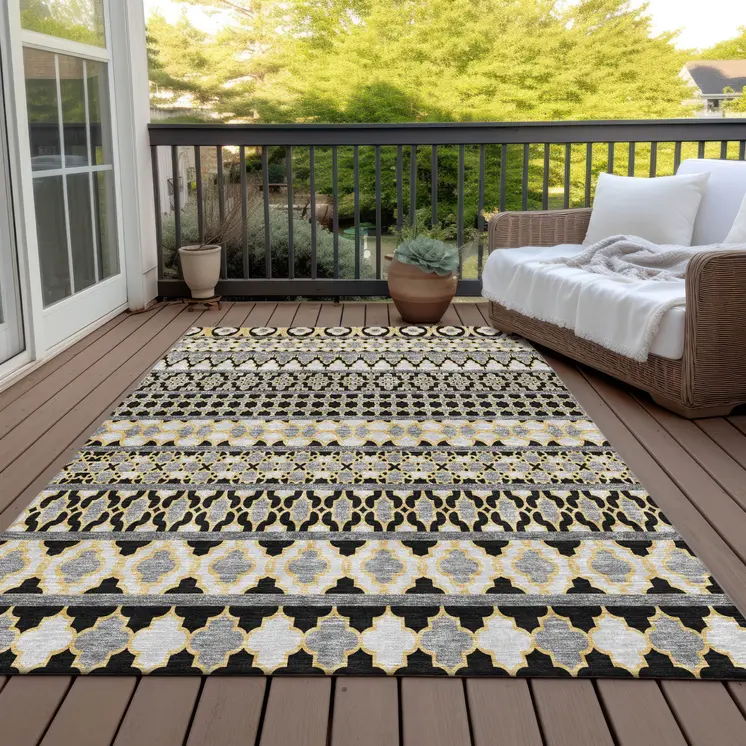 5' X 8' Charcoal Gray And Gold Quatrefoil Washable Indoor Outdoor Area Rug